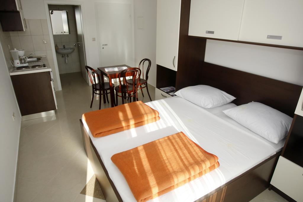 Apartments Rubic Омиш Номер фото